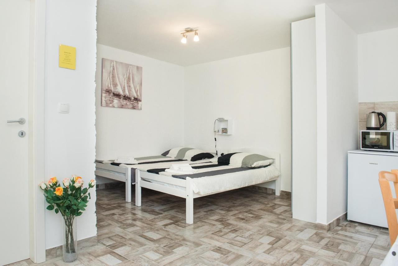 Studio Apartment Bilic Σίμπενικ Εξωτερικό φωτογραφία