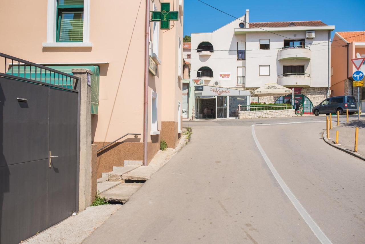 Studio Apartment Bilic Σίμπενικ Εξωτερικό φωτογραφία
